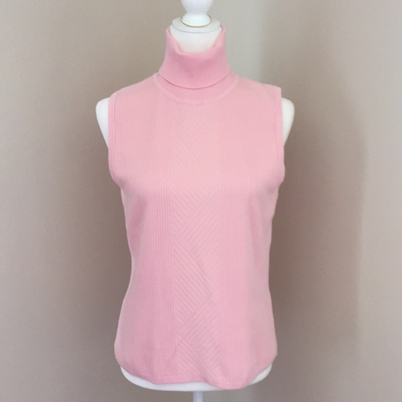 Sleeveless Pink Turtleneck Sweater 